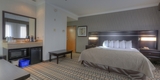 1 King Bed